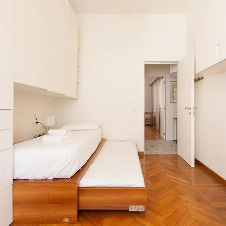 Apartment Porta Ticinese - Modern Milan