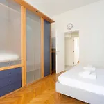 Guesthost - Porta Ticinese - Modern *