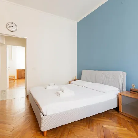 Guesthost - Porta Ticinese - Modern Apartamento Milán
